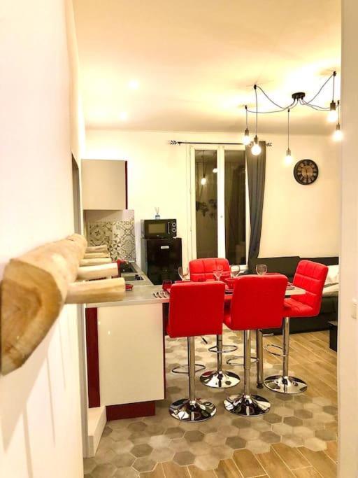 Le Led Room,Centre Ville Place De Parking Gratuite 상스 외부 사진